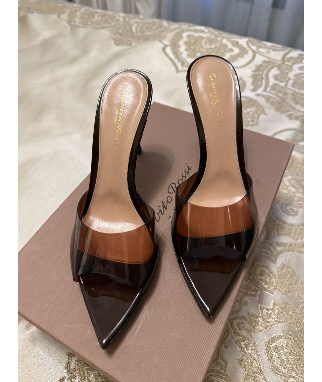 GIANVITO ROSSI Коричневые кожаные лодочки на низком каблуке, фото 8