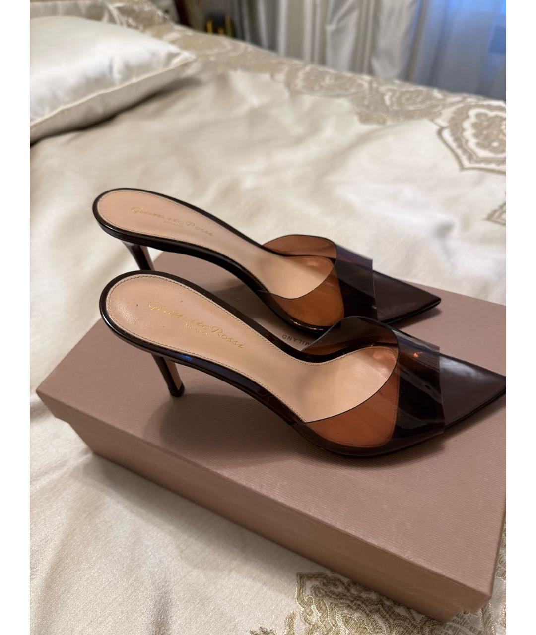 GIANVITO ROSSI Коричневые кожаные лодочки на низком каблуке, фото 9