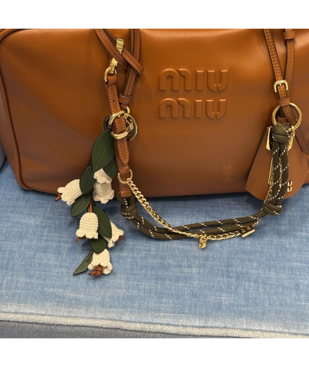 MIU MIU Коричневый брелок, фото 3