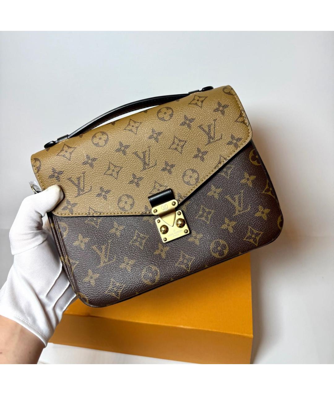 LOUIS VUITTON Коричневая сумка через плечо, фото 4