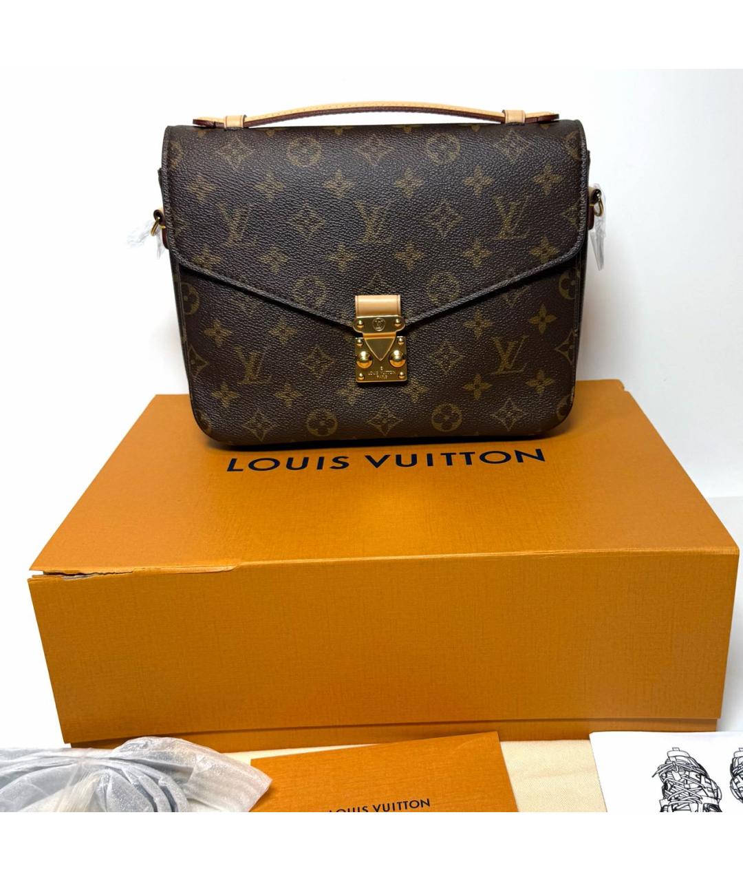 LOUIS VUITTON Коричневая сумка через плечо, фото 8