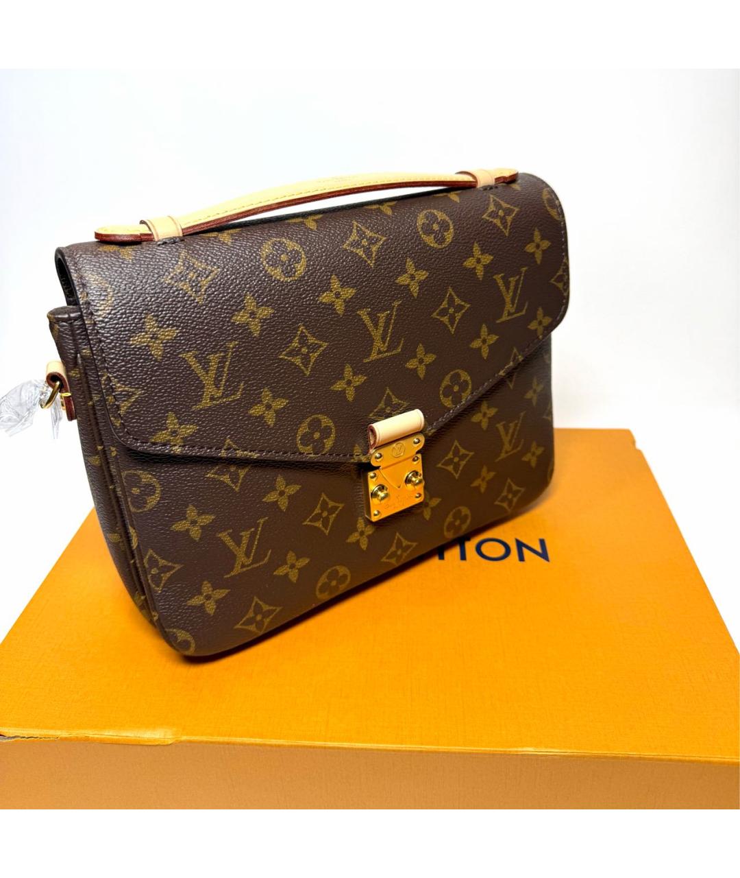 LOUIS VUITTON Коричневая сумка через плечо, фото 3