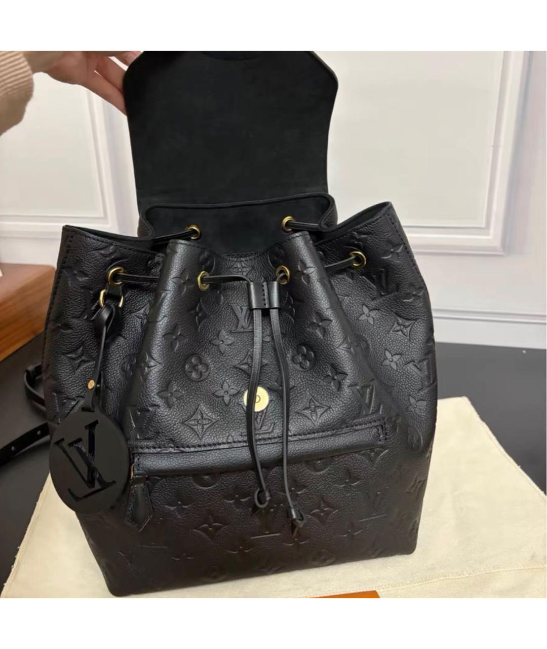 LOUIS VUITTON Черный кожаный рюкзак, фото 5