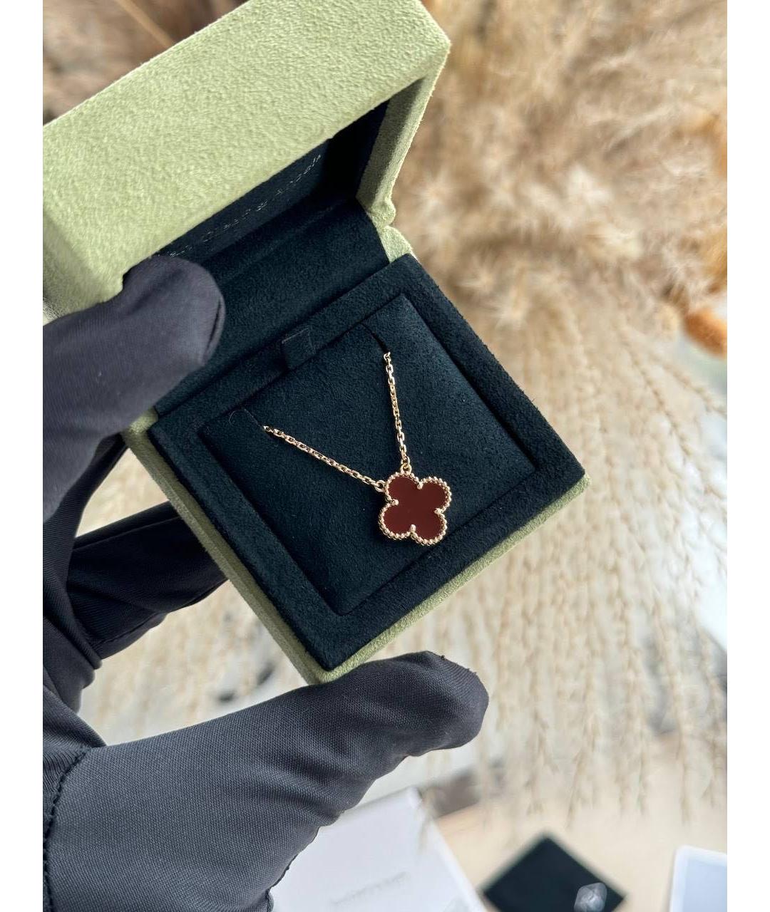 VAN CLEEF & ARPELS Красная подвеска из желтого золота, фото 3