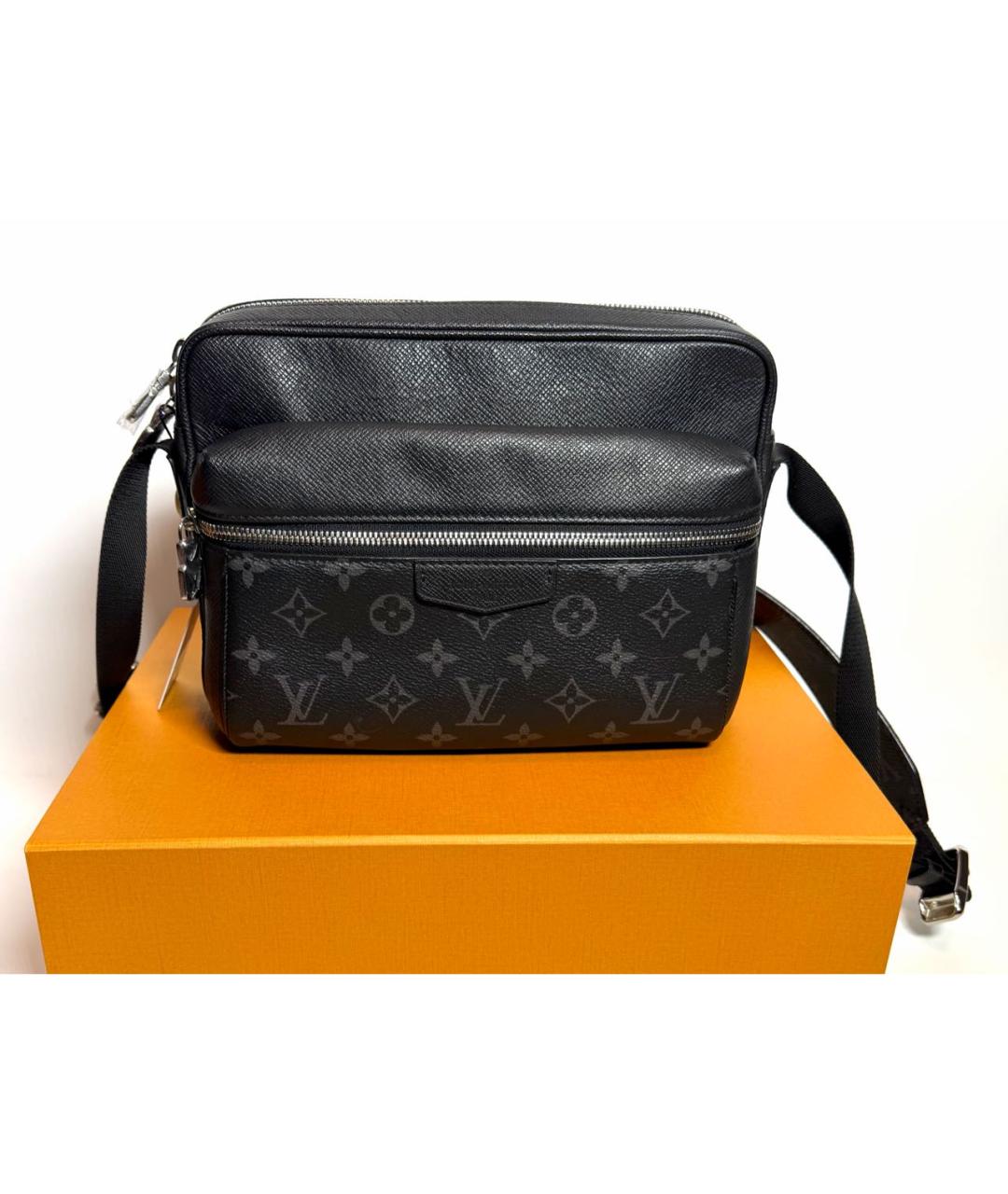 LOUIS VUITTON Черная кожаная сумка на плечо, фото 2