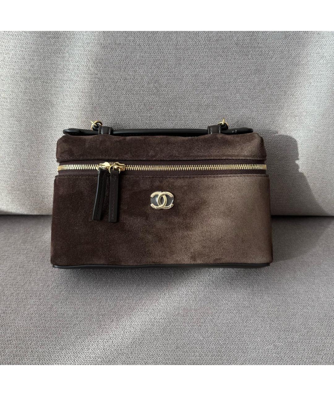 CHANEL Коричневая замшевая сумка через плечо, фото 2