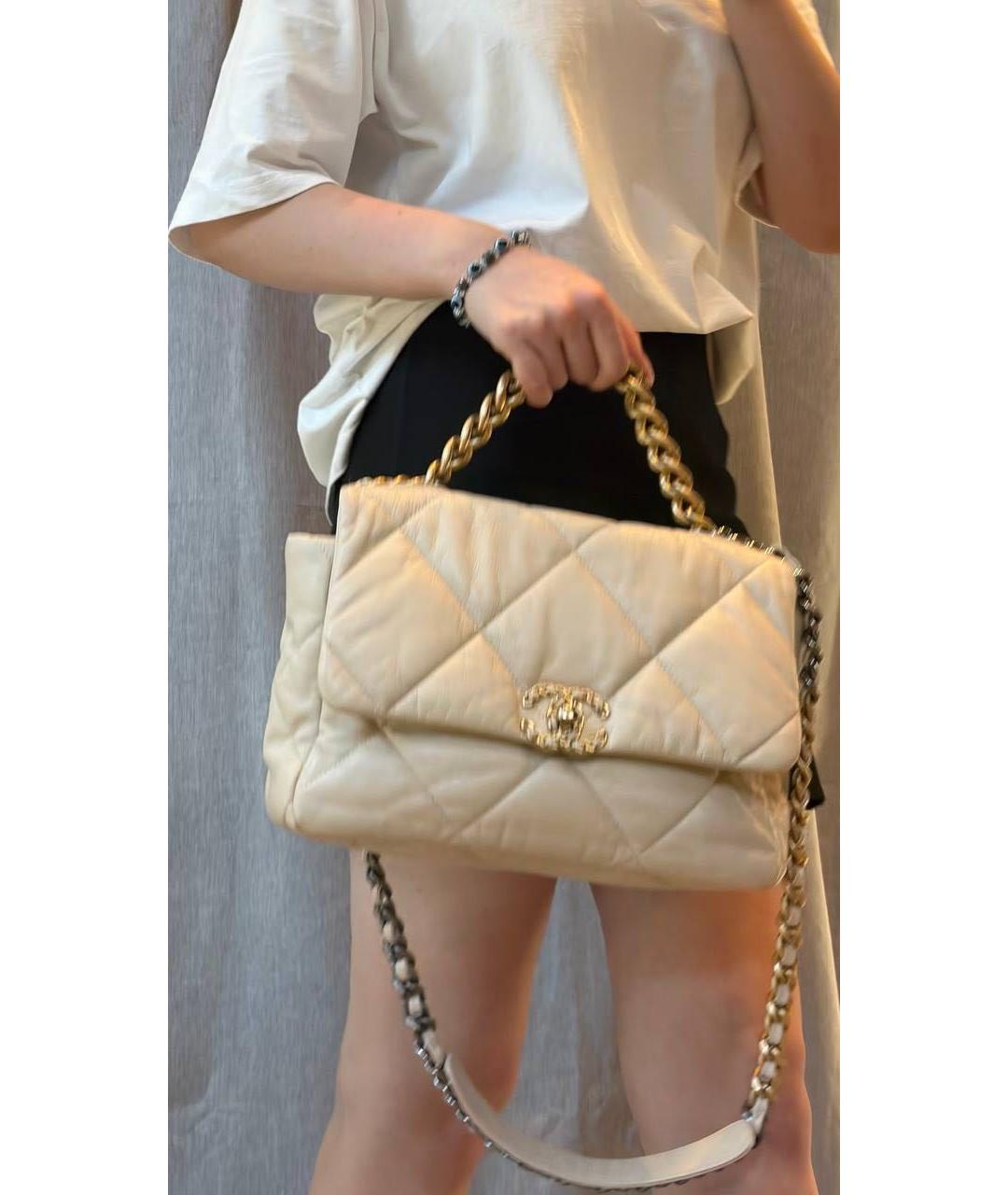 CHANEL Бежевая кожаная сумка через плечо, фото 4