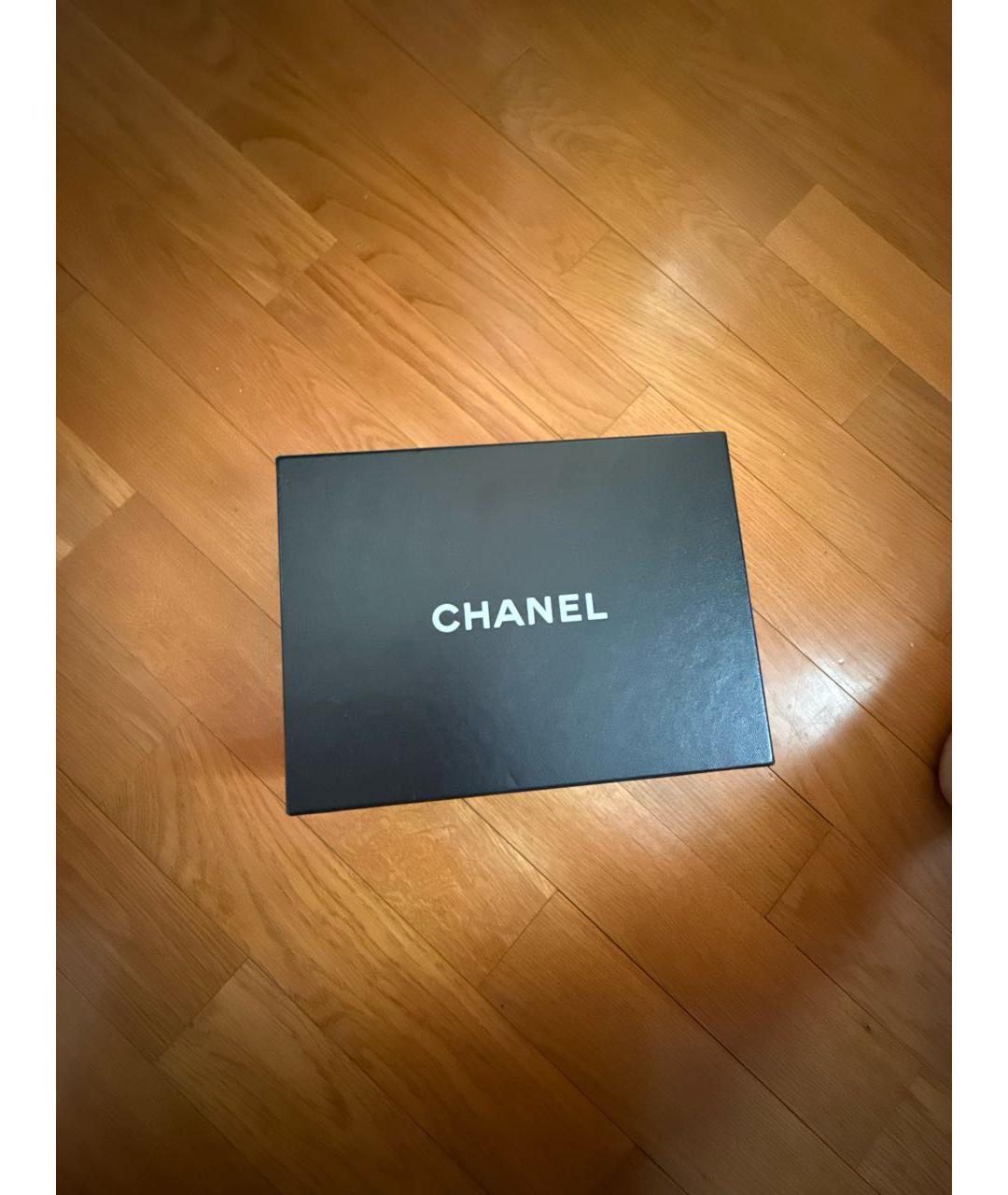 CHANEL Черная кожаная сумка через плечо, фото 5