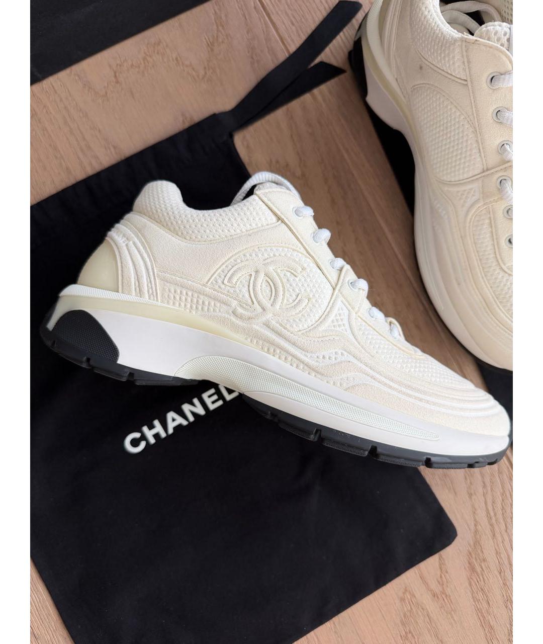 CHANEL Белые кроссовки, фото 4