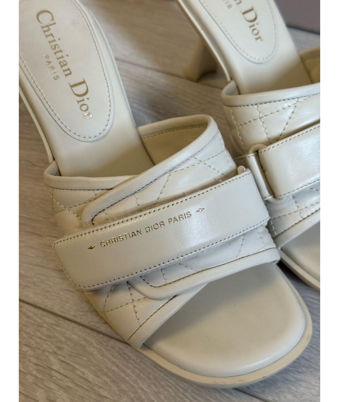 CHRISTIAN DIOR Белые кожаные мюли, фото 2