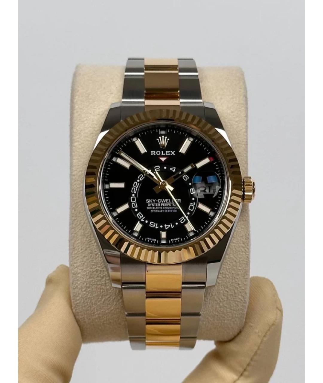 ROLEX Черные часы из желтого золота, фото 2