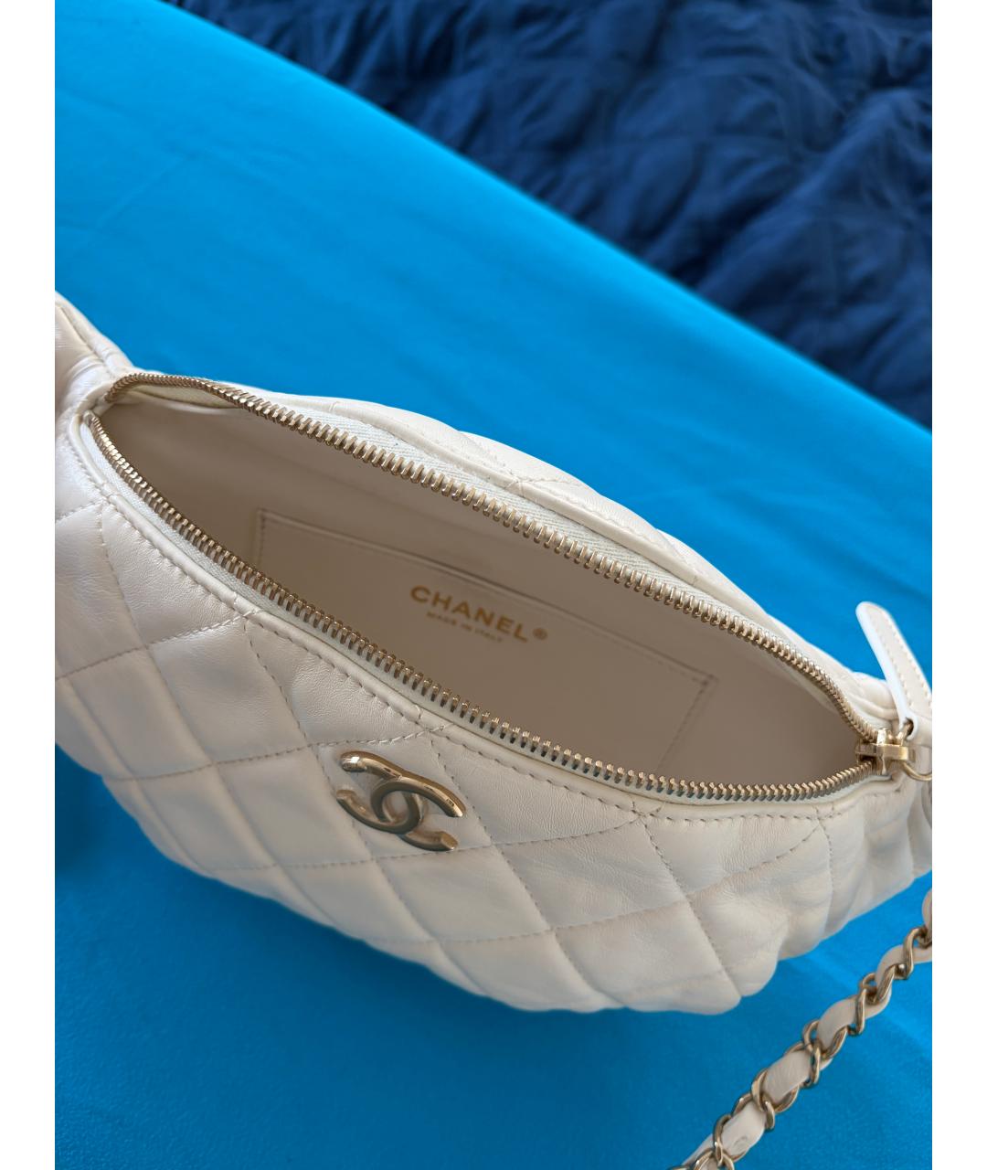 CHANEL Белая кожаная поясная сумка, фото 4
