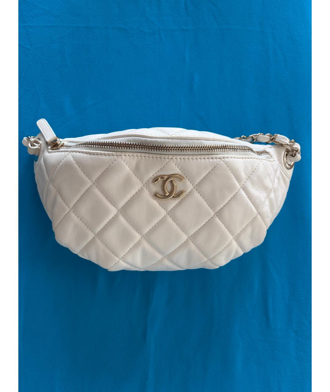 CHANEL Белая кожаная поясная сумка, фото 2