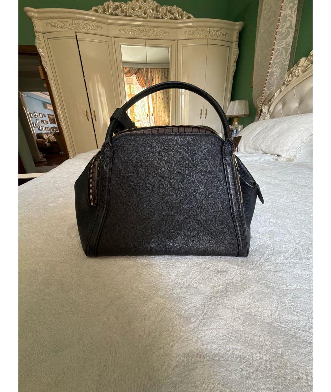 LOUIS VUITTON Черная кожаная сумка с короткими ручками, фото 3