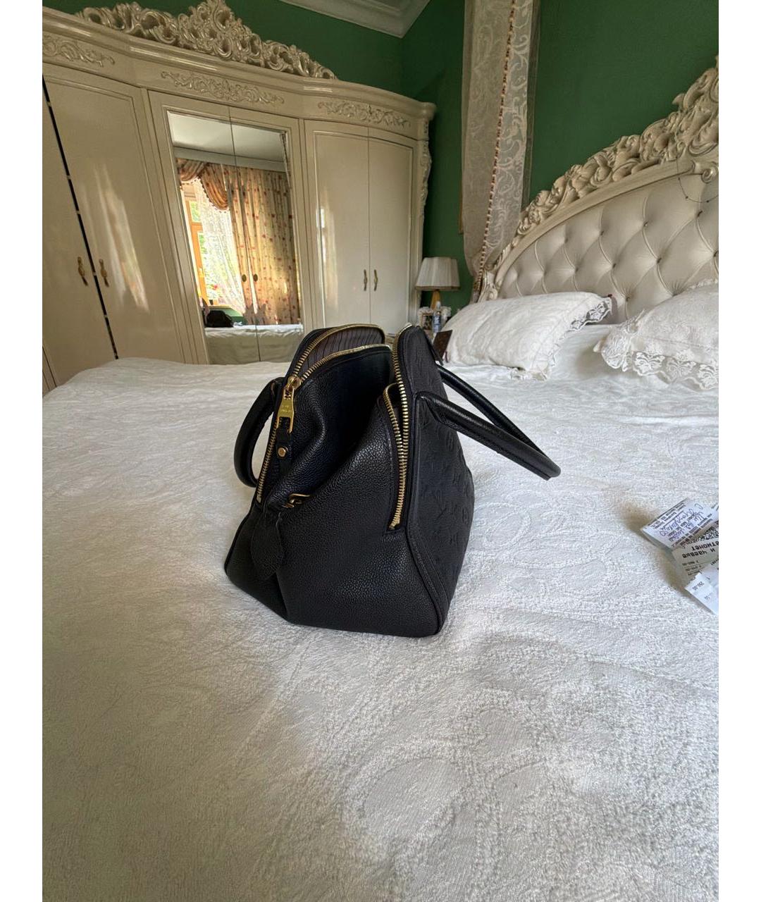 LOUIS VUITTON Черная кожаная сумка с короткими ручками, фото 2