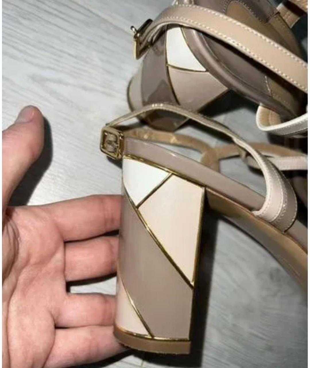 FERRAGAMO Бежевые кожаные босоножки, фото 7