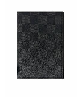 LOUIS VUITTON Кошелек