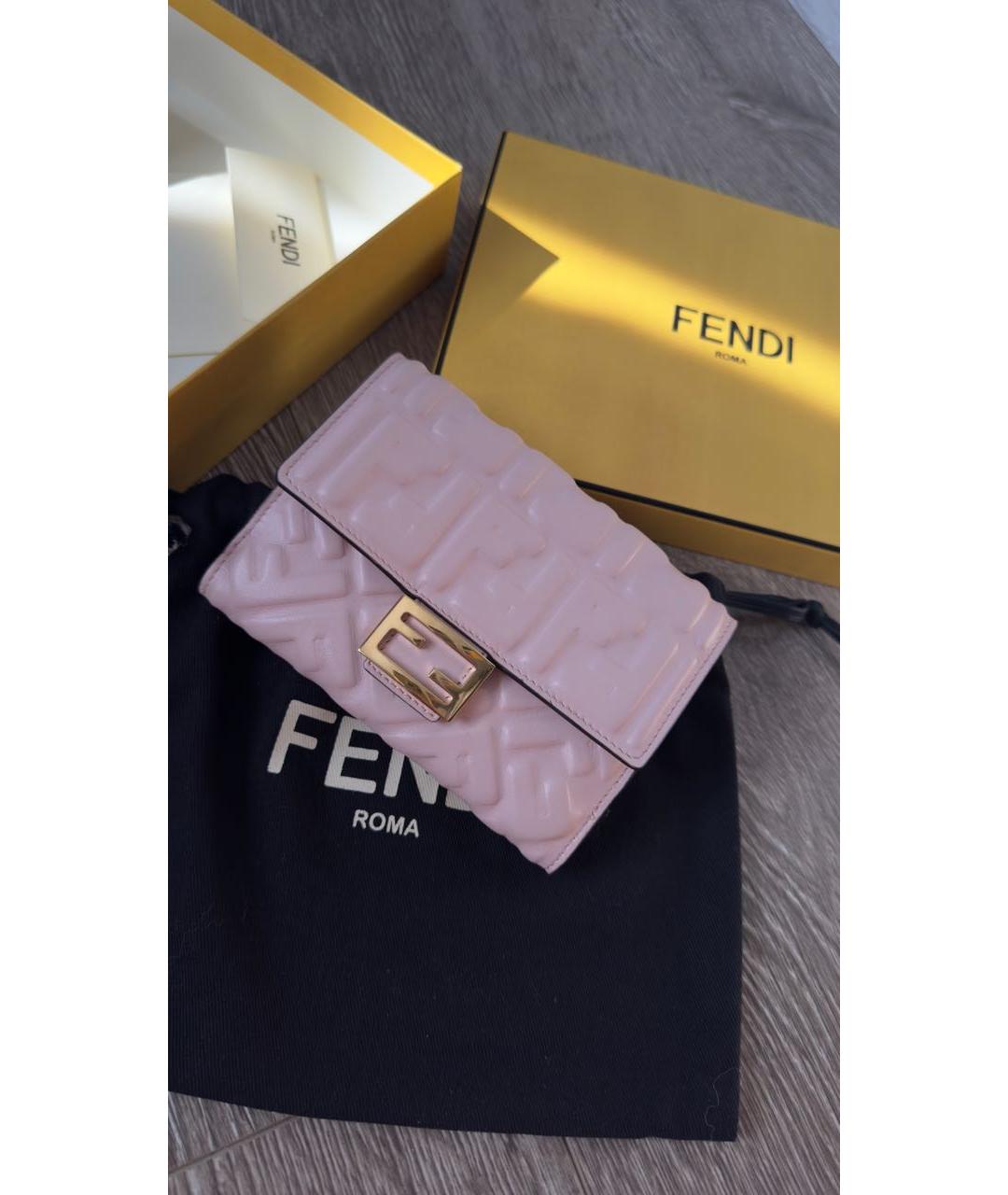 FENDI Розовый кожаный кошелек, фото 2
