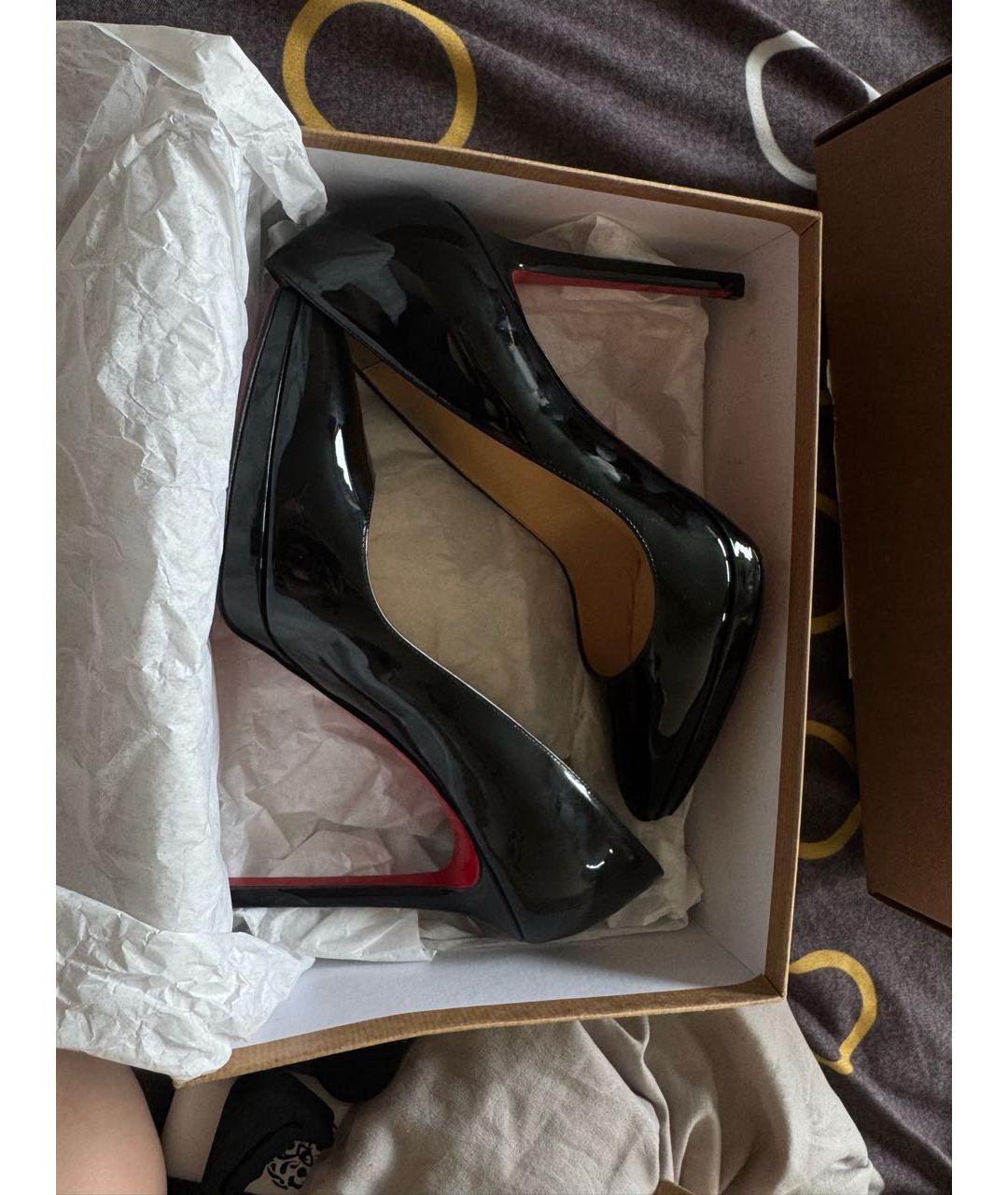 CHRISTIAN LOUBOUTIN Черные туфли из лакированной кожи, фото 5