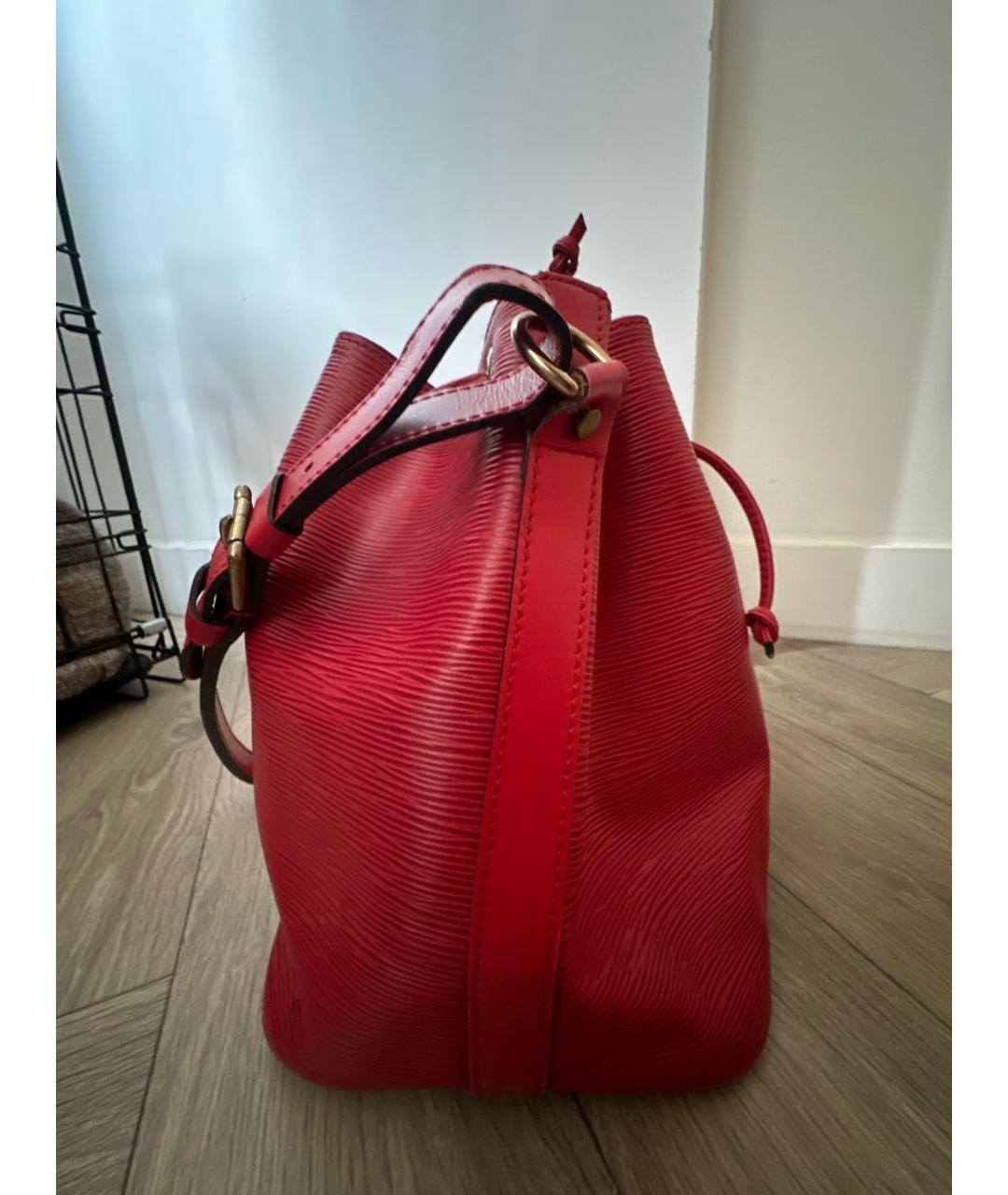 LOUIS VUITTON Красная сумка с короткими ручками, фото 2