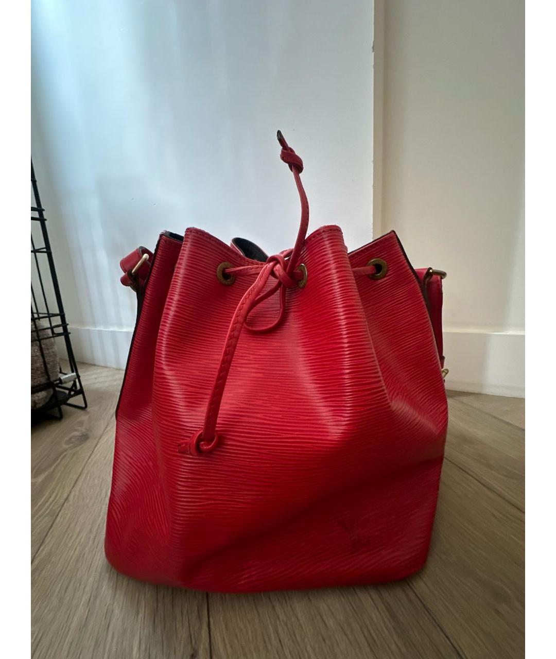 LOUIS VUITTON Красная сумка с короткими ручками, фото 9