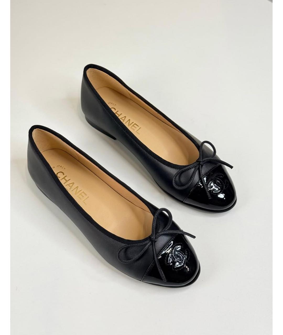 CHANEL Черные кожаные балетки, фото 5