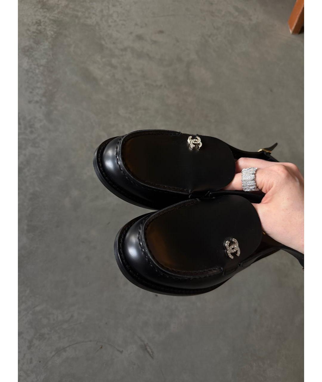 CHANEL Черные кожаные лоферы, фото 5