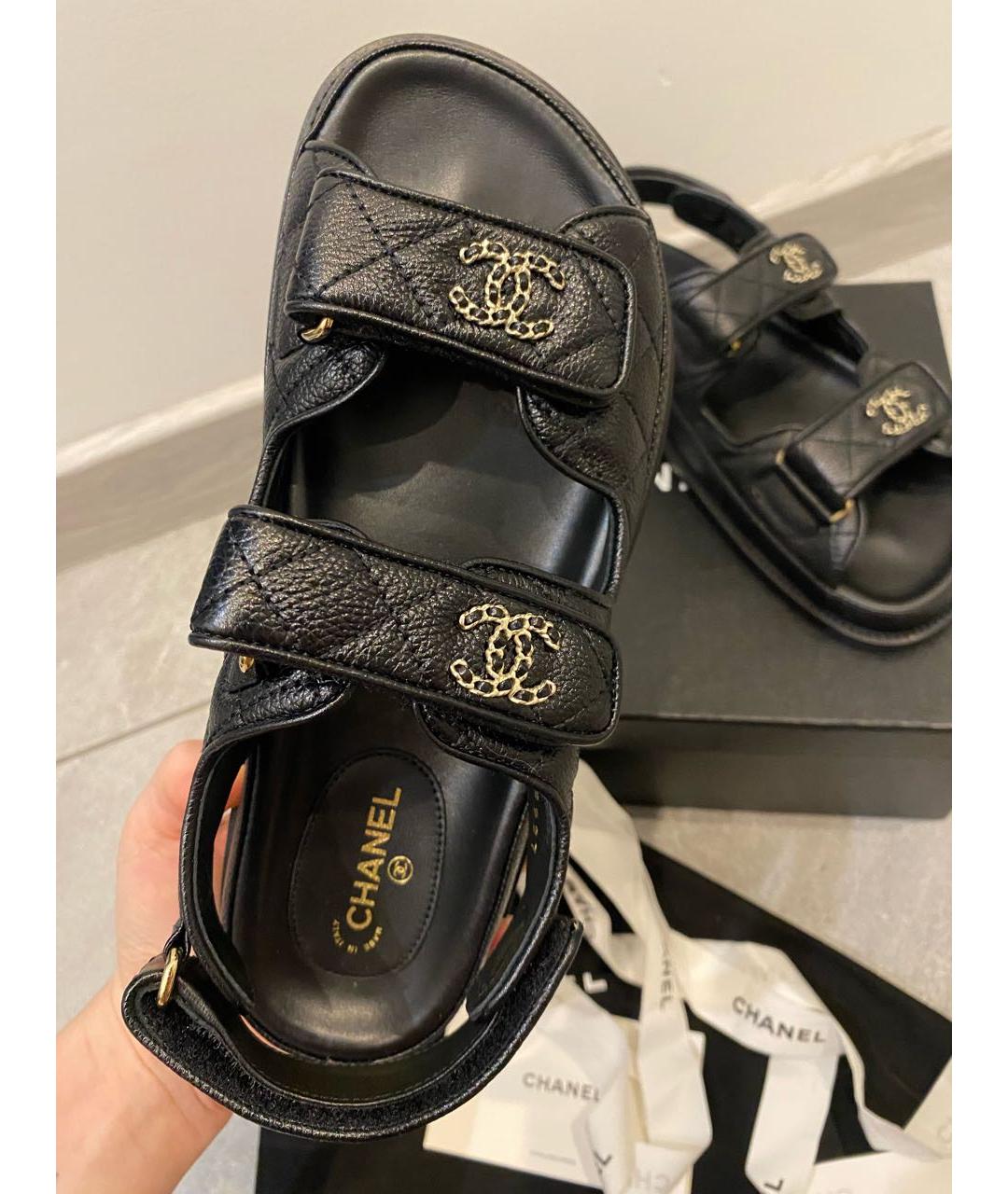 CHANEL Черные кожаные сандалии, фото 4