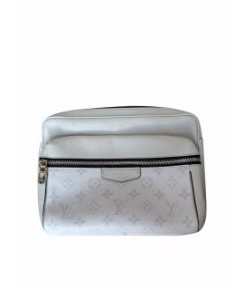 LOUIS VUITTON Сумка на плечо