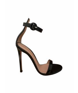 GIANVITO ROSSI Босоножки
