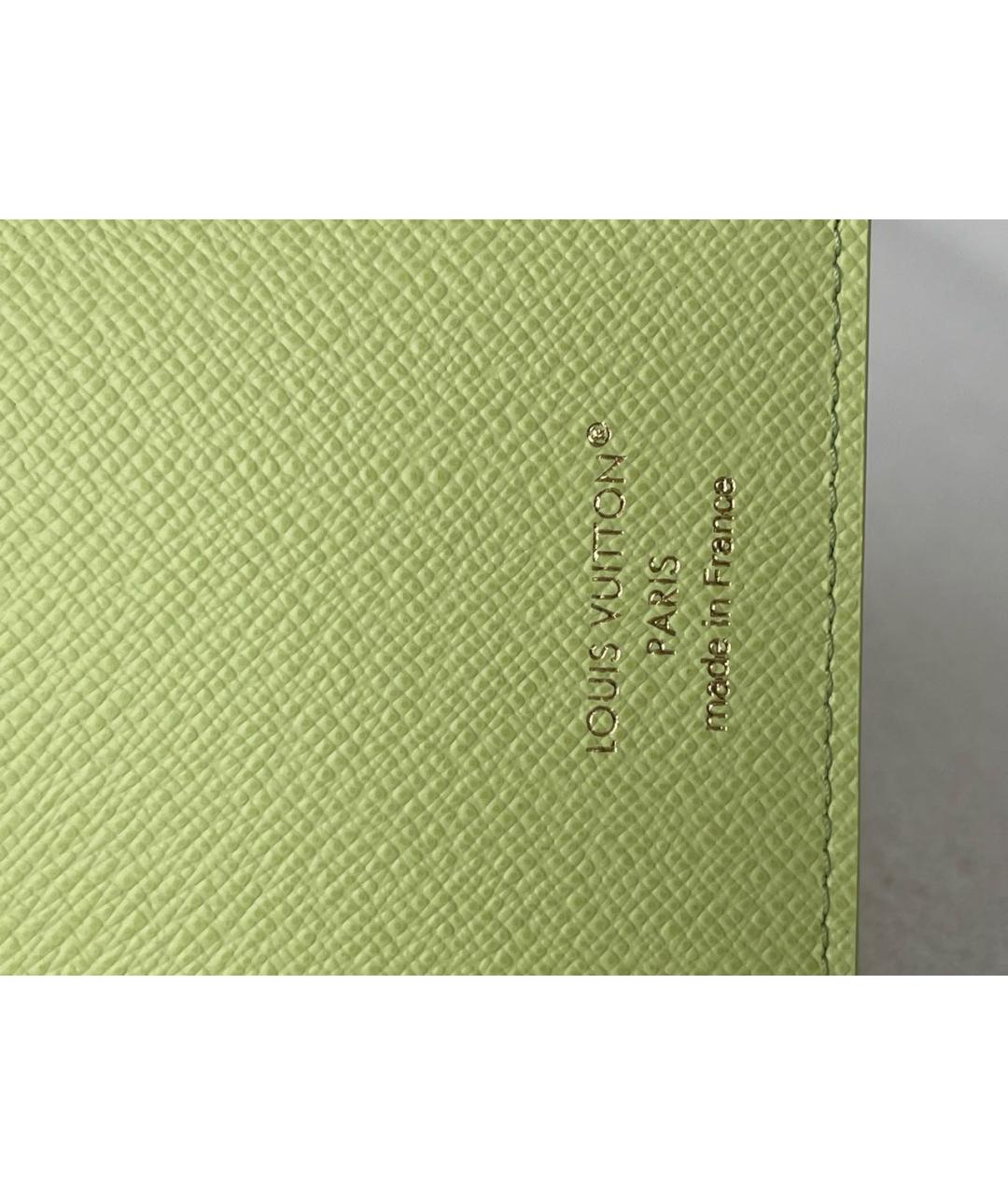 LOUIS VUITTON Зеленый кожаный кошелек, фото 5