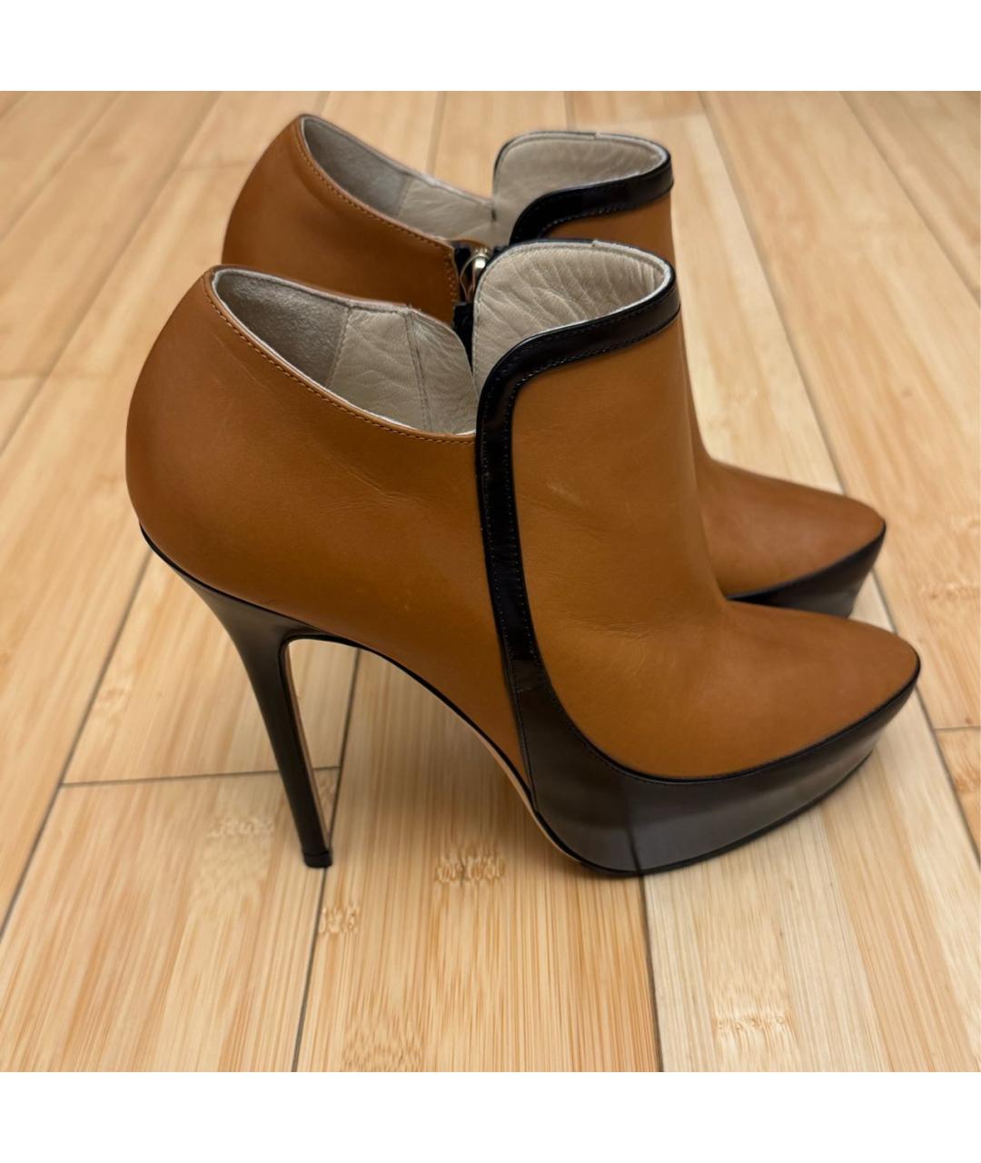JIMMY CHOO Коричневые кожаные ботильоны, фото 9