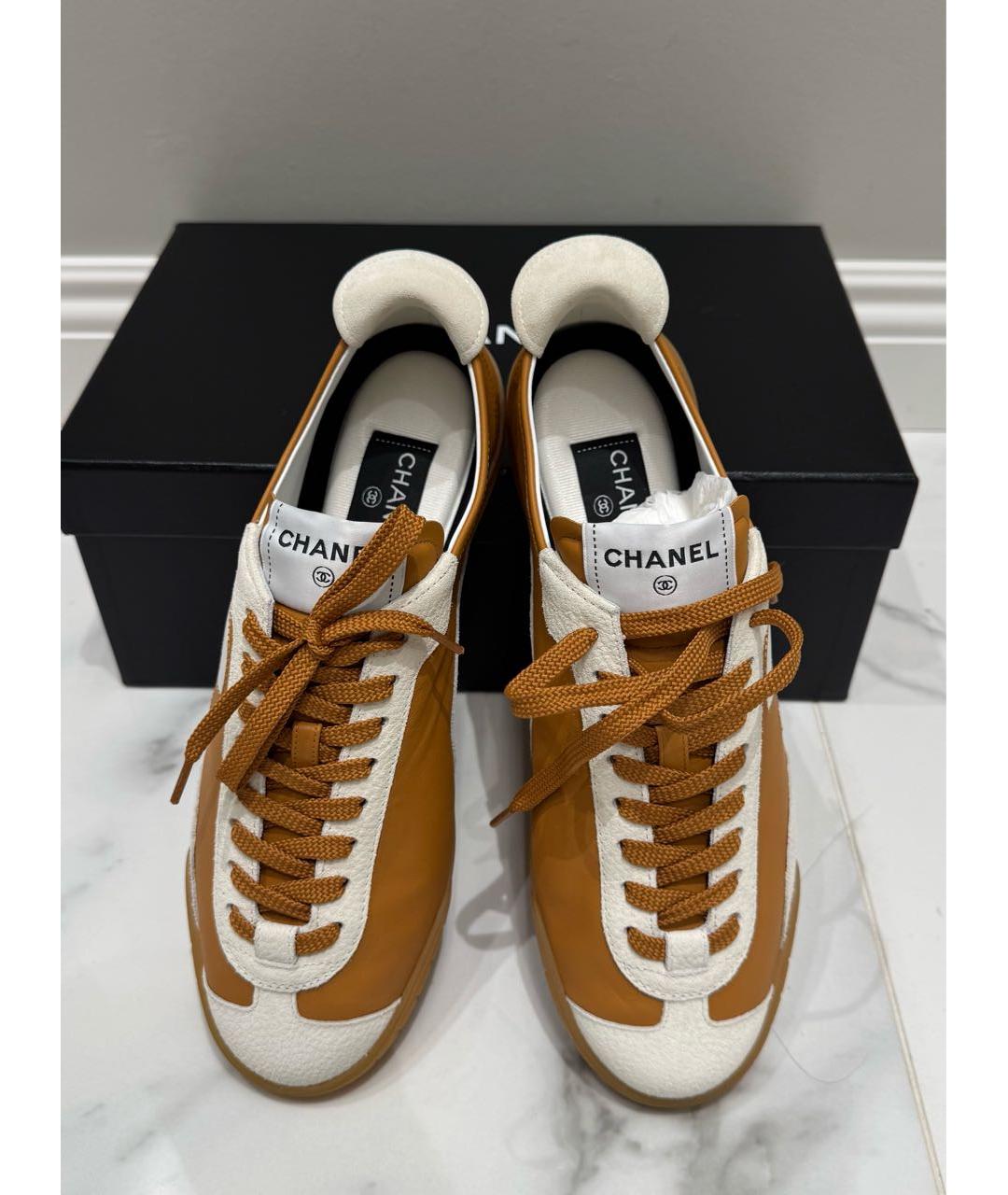 CHANEL Оранжевые кожаные кеды, фото 2