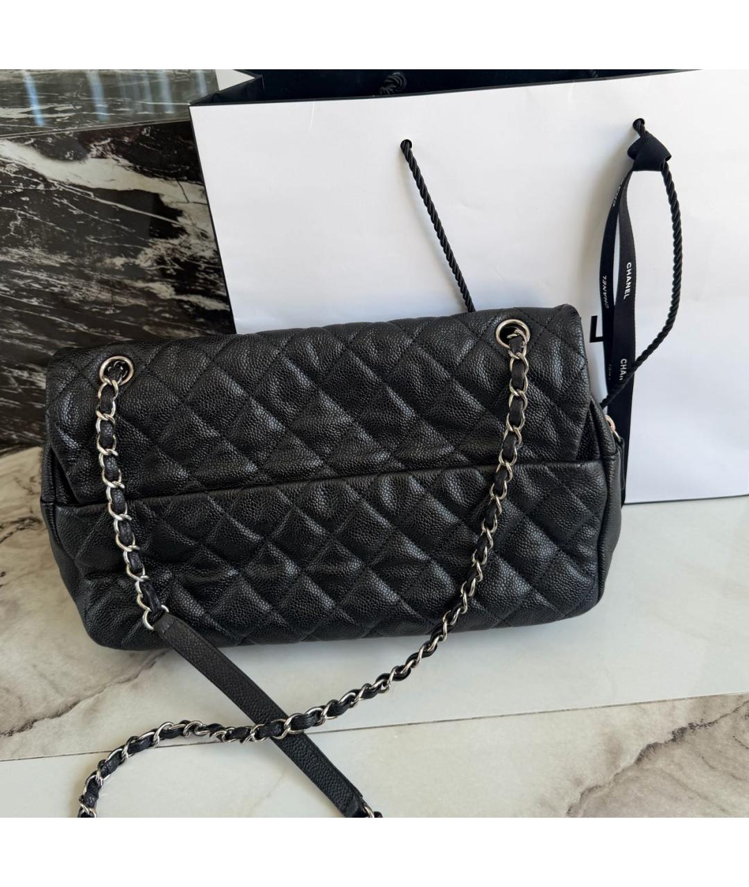 CHANEL Черная кожаная сумка через плечо, фото 4