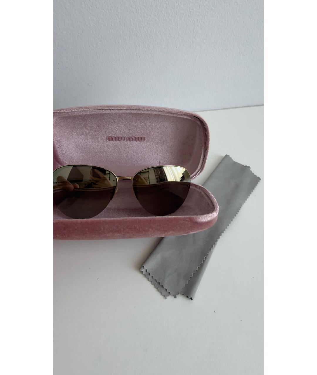 MIU MIU Золотые металлические солнцезащитные очки, фото 4