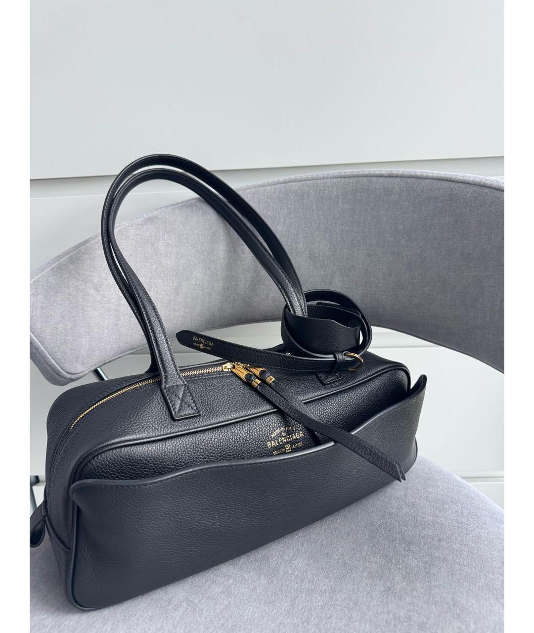 BALENCIAGA Черная кожаная сумка через плечо, фото 3