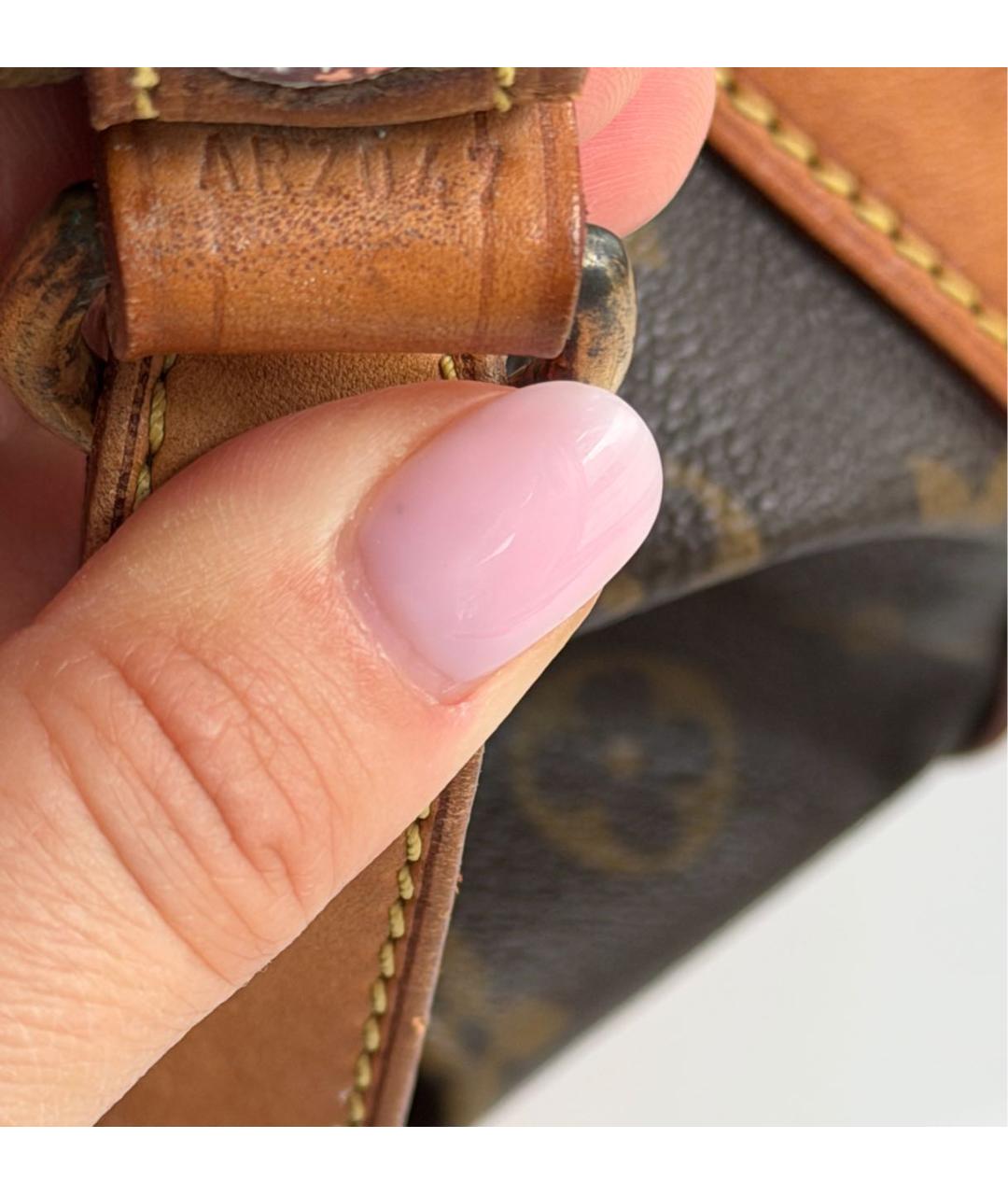 LOUIS VUITTON Коричневая сумка через плечо, фото 4