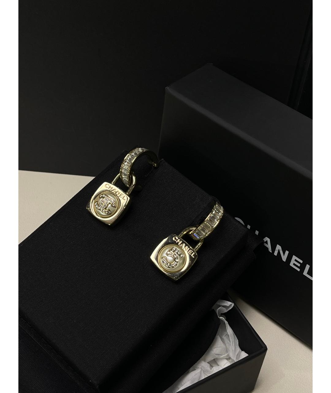 CHANEL Золотые серьги, фото 2
