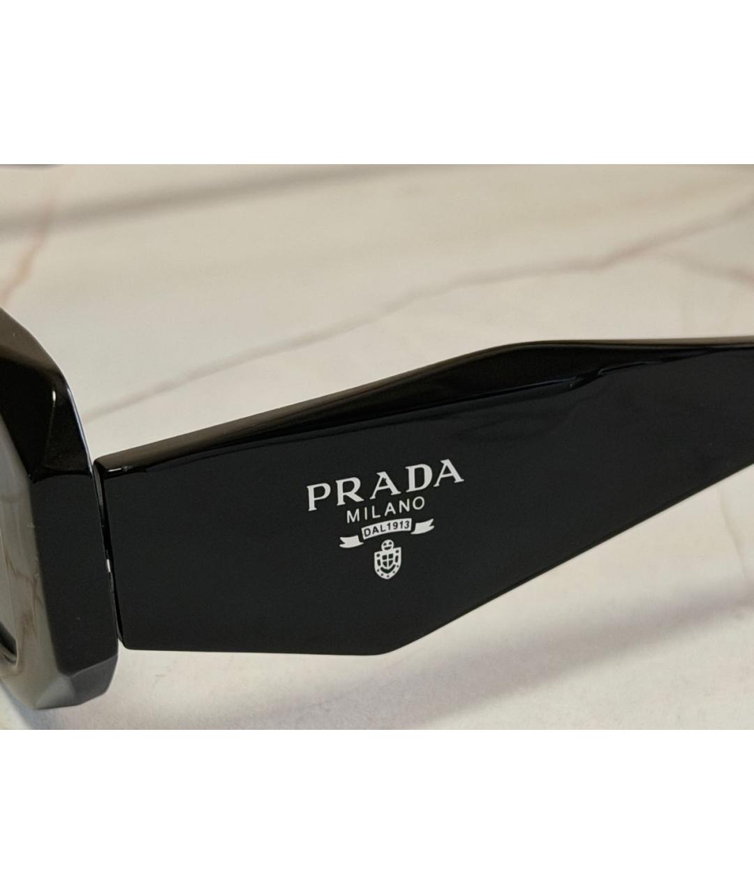 PRADA Черные пластиковые солнцезащитные очки, фото 4