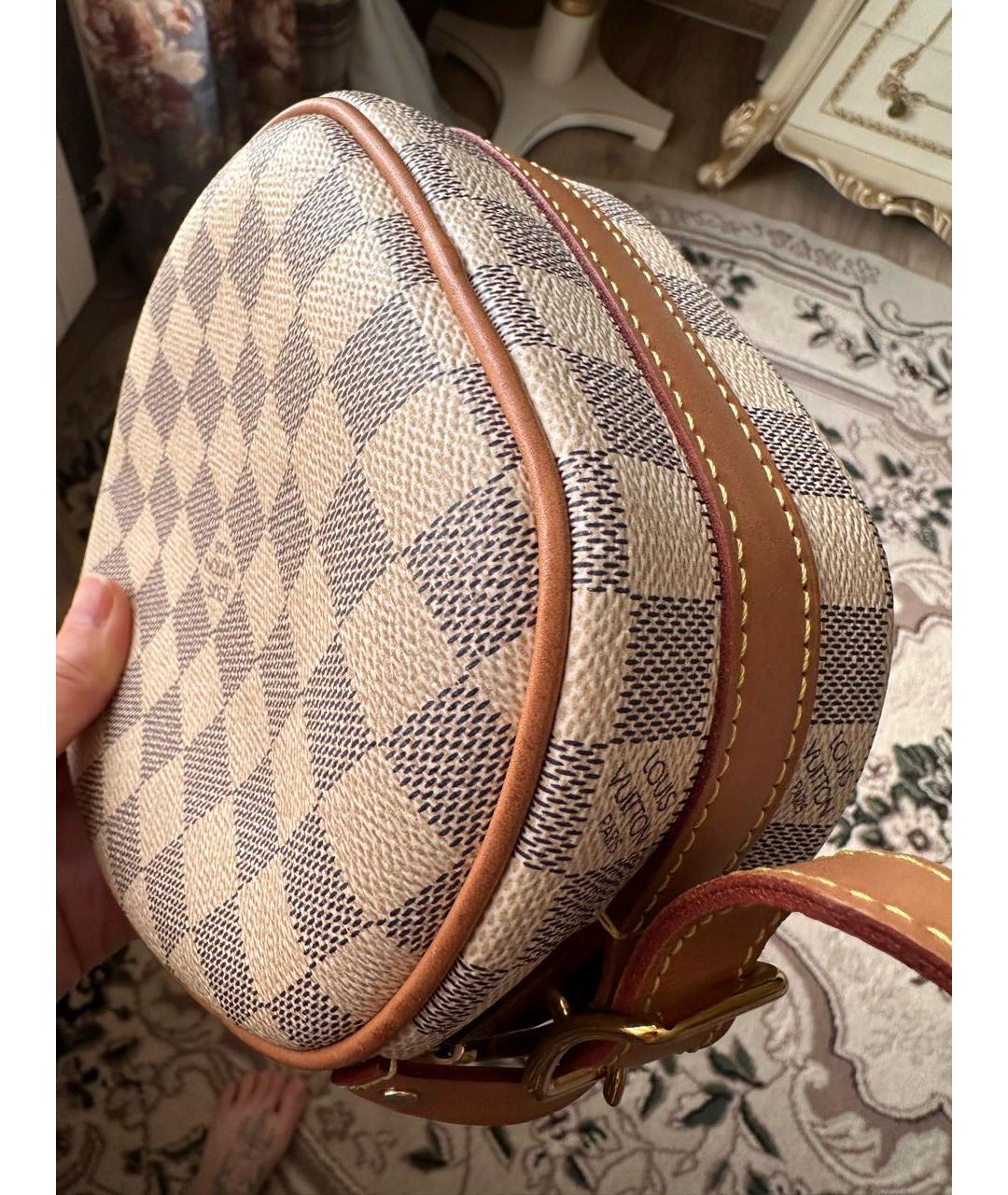 LOUIS VUITTON Белая сумка через плечо, фото 5