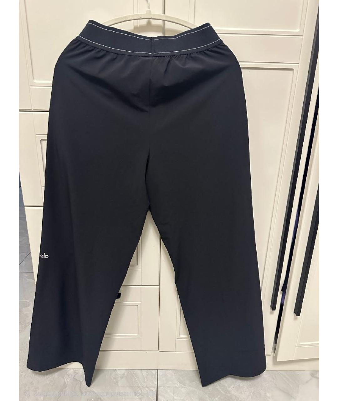 ALO YOGA Черные полиэстеровые спортивные брюки и шорты, фото 3