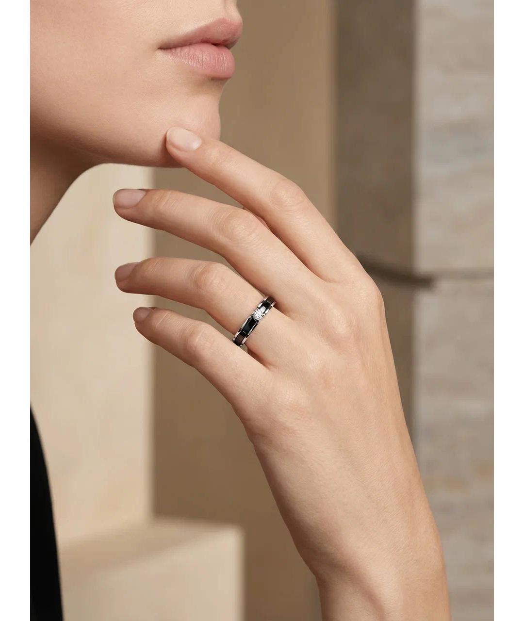 CHANEL Черное кольцо из белого золота, фото 2