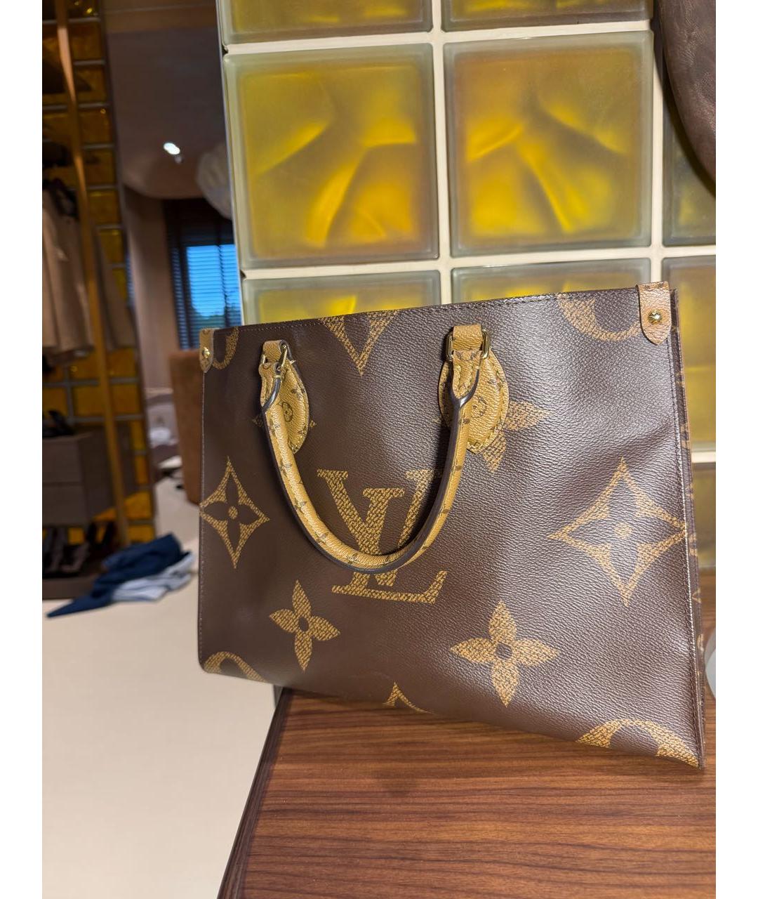 LOUIS VUITTON Коричневая сумка с короткими ручками, фото 4