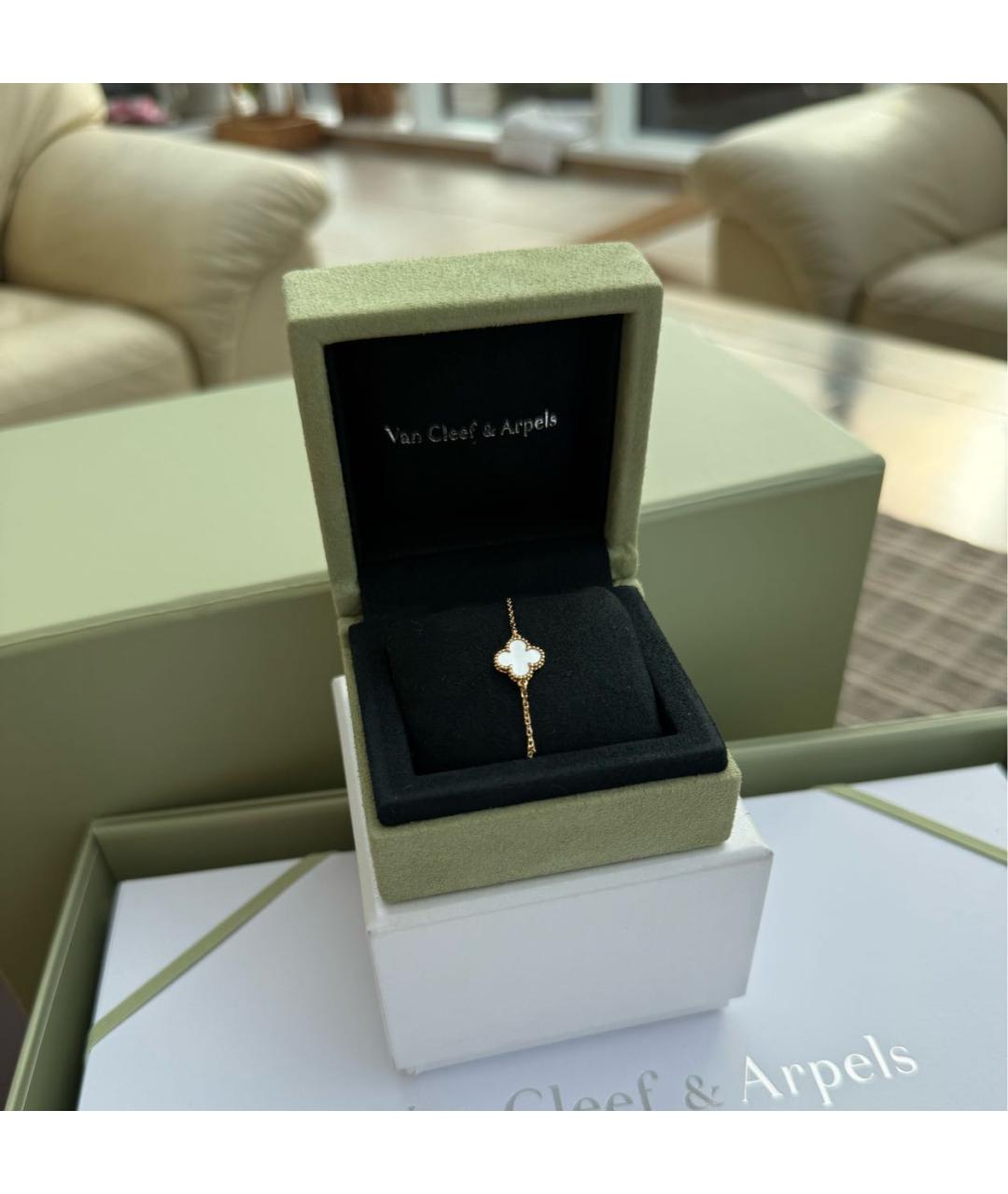 VAN CLEEF & ARPELS Бежевый браслет из желтого золота, фото 4