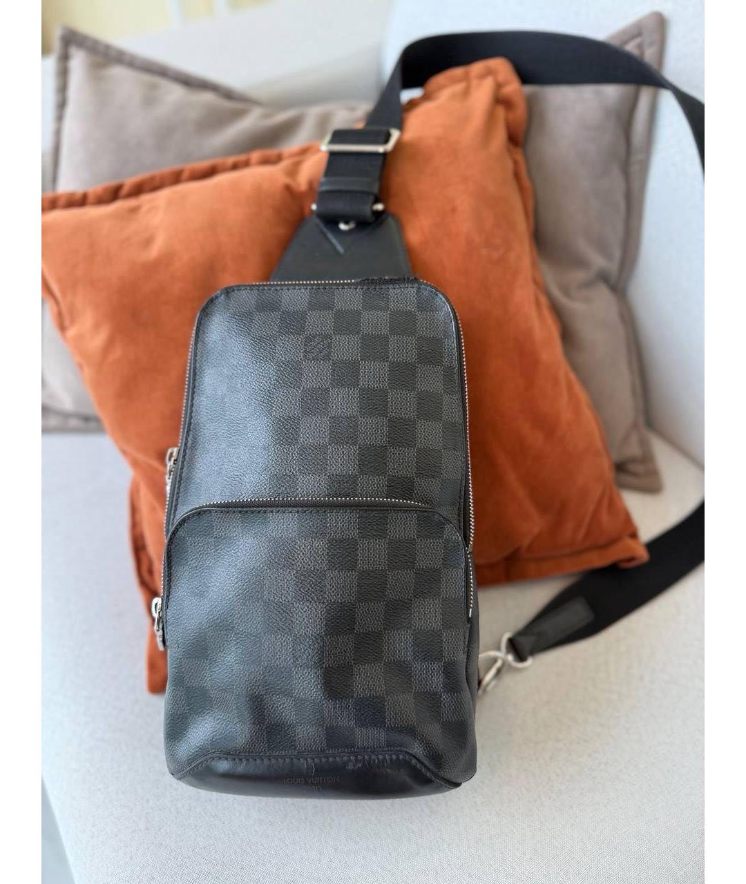 LOUIS VUITTON Черная барсетка, фото 8