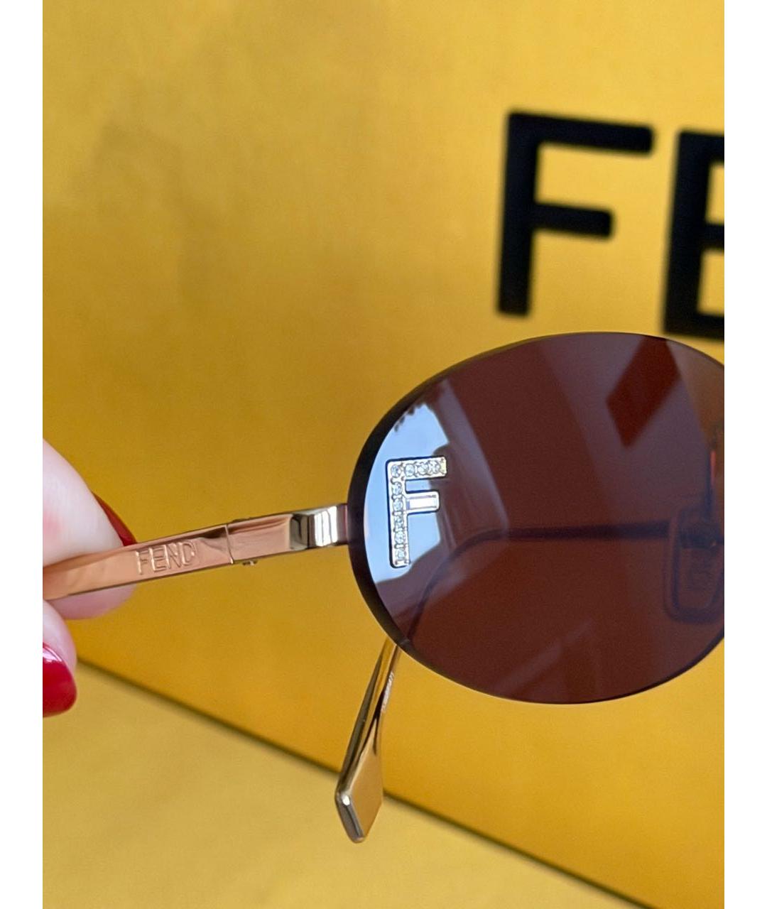 FENDI Коричневые металлические солнцезащитные очки, фото 3
