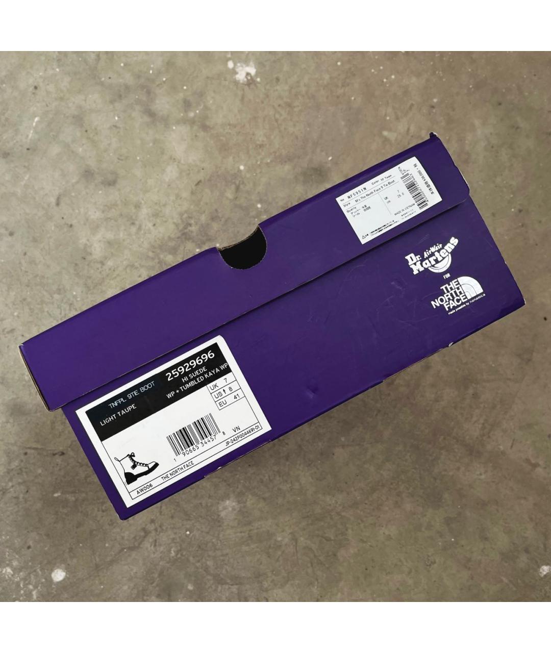 DR. MARTENS Антрацитовые замшевые ботинки, фото 6