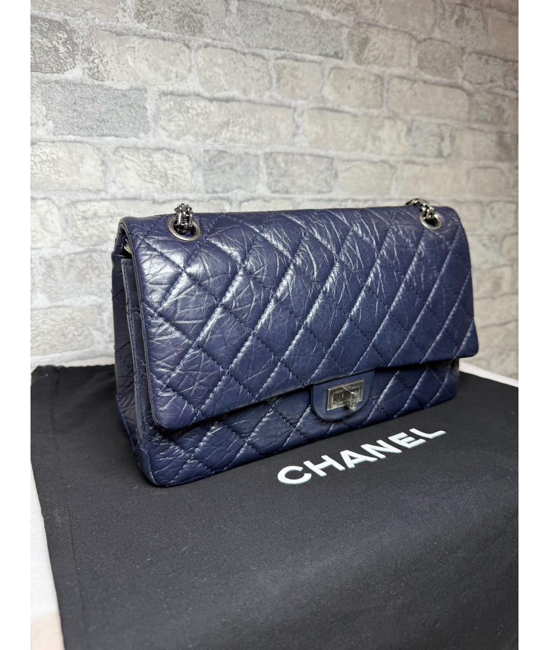 CHANEL Темно-синяя кожаная сумка через плечо, фото 2