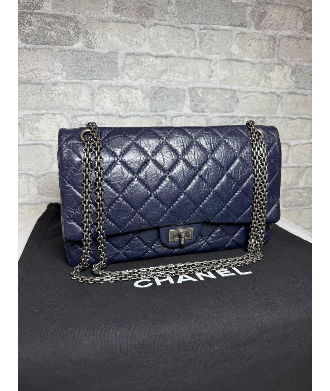 CHANEL Темно-синяя кожаная сумка через плечо, фото 3