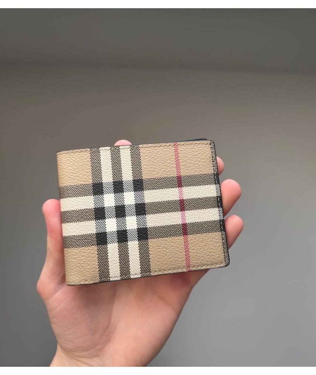 BURBERRY Бежевая кожаная визитница, фото 3